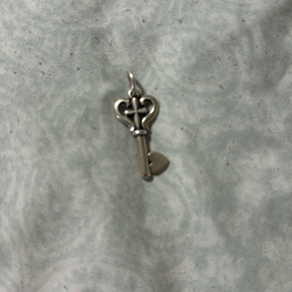 James Avery
